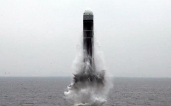 一舉殺進世界第7，韓國潛射導彈試射成功，日本民眾失去安全感