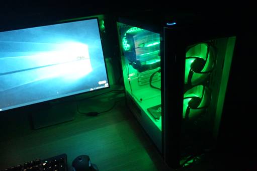 為了一盞燈換了整個電腦-盤點手裡的RGB裝置