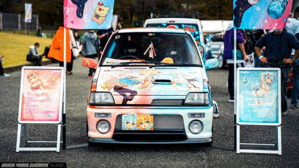 把你貼到車上是我愛的表達，歡迎來到痛車天國（上）