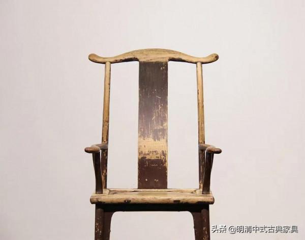 清中期榆木官帽椅
