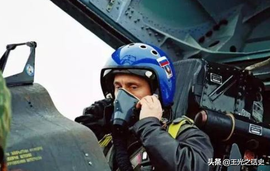 襲擊外國人、毆打警察,俄羅斯“納粹”為什麼無法無天? 襲擊外國人、毆打警察,俄羅斯“納粹”為什麼無法無天?