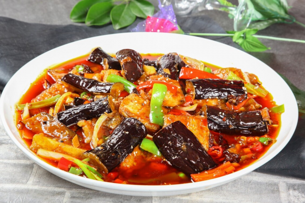 12道家常拿手菜，有葷有素有湯，色香味俱全，收藏宴客有面兒