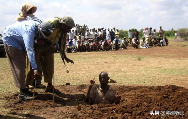 聳人聽聞的石刑,為何在現代中東地區死灰復燃? 聳人聽聞的石刑,為何在現代中東地區死灰復燃?