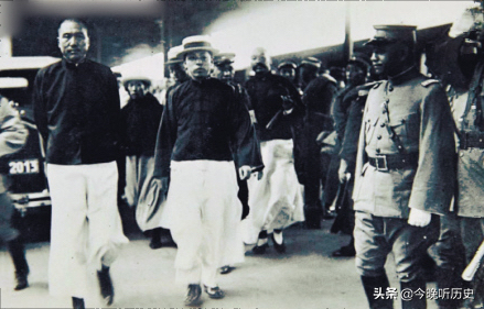 張宗昌救活白俄將軍,為報恩對方表示:我將為您設計“鐵甲怪獸” 張宗昌救活白俄將軍,為報恩對方表示:我將為您設計“鐵甲怪獸”