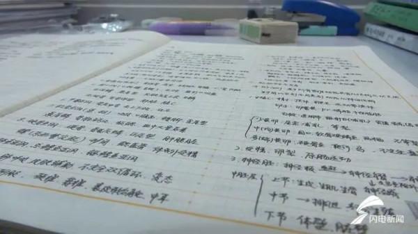 濟南男孩解剖小龍蝦,獲保送清華北大資格!網友:別人家的孩子 濟南男孩解剖小龍蝦,獲保送清華北大資格!網友:別人家的孩子