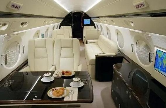 徐子淇不爭不搶24歲就嫁入豪門，夫家還給足她尊重、財富，憑啥？