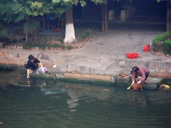 一個人的水鄉行：西塘，夜色裡的邂逅