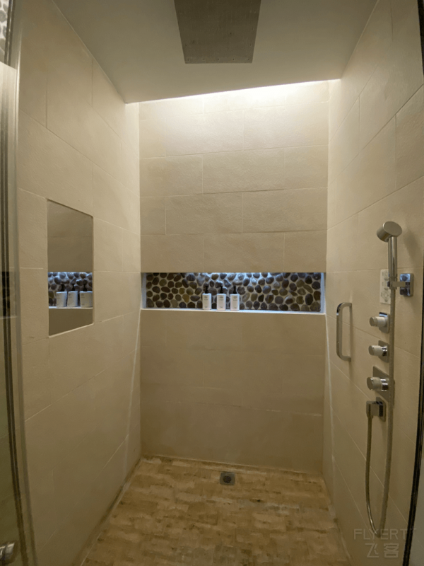 不愧是IHG度假旗艦!BOGO券用在這裡必須值回票價 不愧是IHG度假旗艦!BOGO券用在這裡必須值回票價