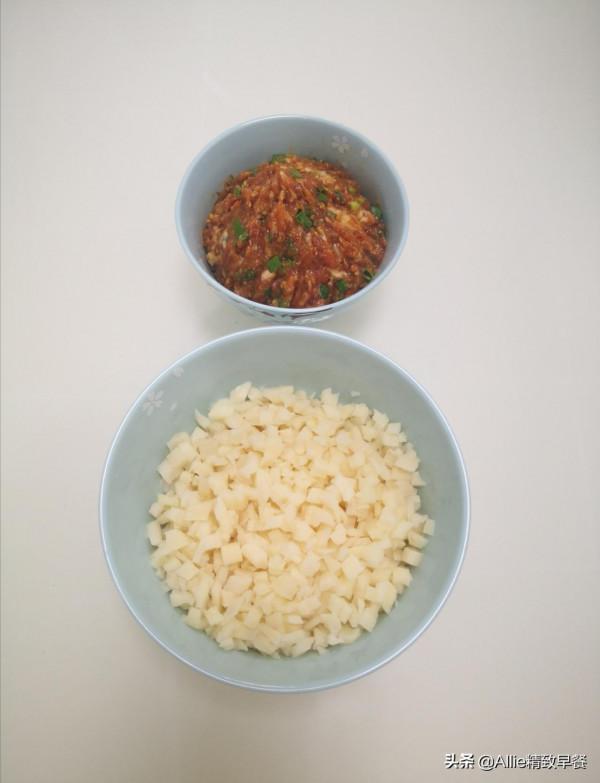 秋冬多吃藕,不煎不炸不煮,做成漢堡,和某巨無霸有一拼,完美 秋冬多吃藕,不煎不炸不煮,做成漢堡,和某巨無霸有一拼,完美