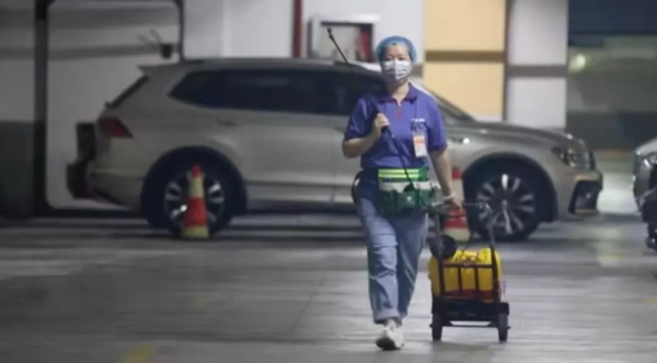 李佳琦12小時狂賣100億,金嗓子從聯交所退市:三無時代到來了 李佳琦12小時狂賣100億,金嗓子從聯交所退市:三無時代到來了