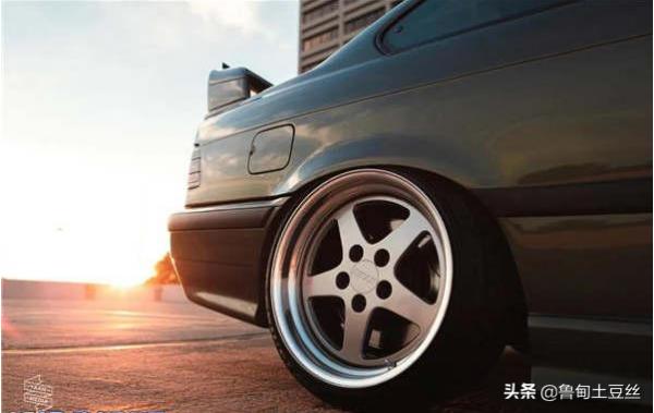 「轂銳馳」22歲的女孩改裝了一臺與她同齡的寶馬