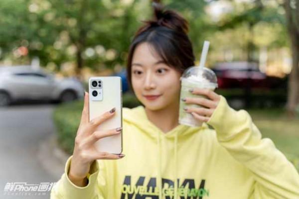 OPPO Reno7 Pro竟征服數位小姐姐 快看看咋回事