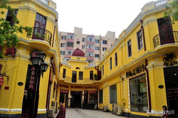 哈爾濱中央大街就是一個令人流連忘返的旅遊深坑 哈爾濱中央大街就是一個令人流連忘返的旅遊深坑