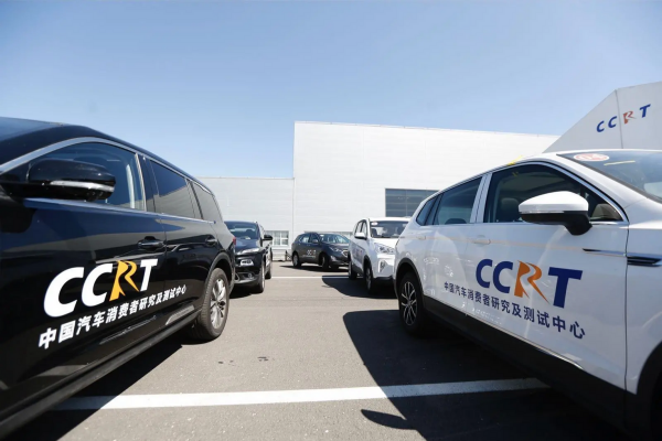 油耗比拼:日系排量大反而省油,美韓系靠轎車勝出,自主法系墊底 油耗比拼:日系排量大反而省油,美韓系靠轎車勝出,自主法系墊底