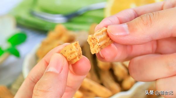 誰還給娃吃山藥泥啊!山藥這麼做,不加1滴油和水,娃吃到連渣都不剩