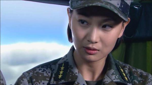 《王牌部隊》裡的3對夫妻,除了徐洪浩劉曉潔,還有1對因該劇結緣 《王牌部隊》裡的3對夫妻,除了徐洪浩劉曉潔,還有1對因該劇結緣