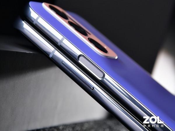 代號";孔雀";驚豔開屏,OPPO Find N摺疊屏手機圖賞 代號";孔雀";驚豔開屏,OPPO Find N摺疊屏手機圖賞