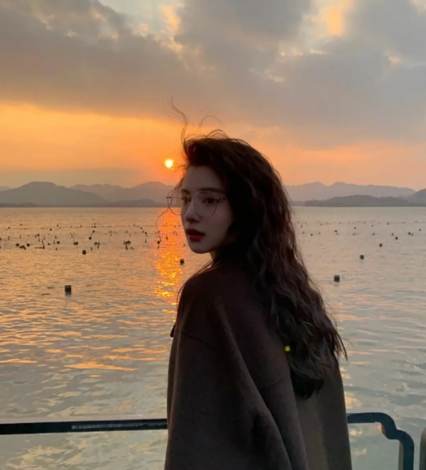 情侶頭像 l 和你的cp掛組情頭吧