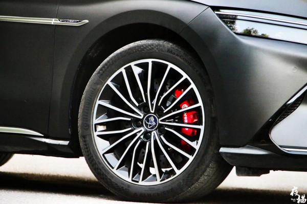 新能源扛把子！戰鬥灰比亞迪·漢改裝大鮑魚