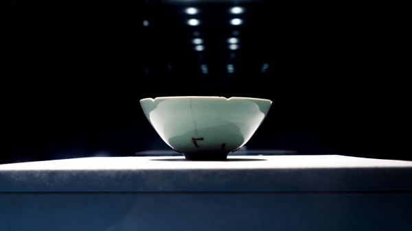 “馬蝗絆”的高階之處，鋦瓷技術，南宋青瓷茶碗的重生之路