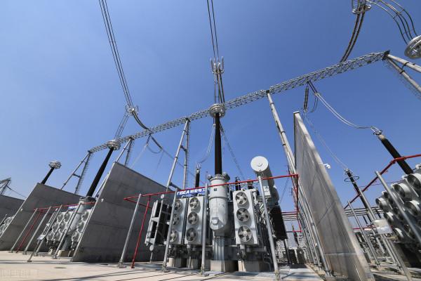 中國股市：被嚴重低估的10大“特高壓”龍頭，未來價值或將翻倍