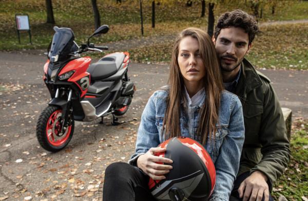 2022款Aprilia SR GT200亮相，跨界ADV踏板即將上市