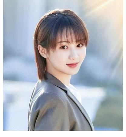 《女心理師》熱播,倪萍盡顯老態,楊紫形象顛覆,章若楠驚豔全場 《女心理師》熱播,倪萍盡顯老態,楊紫形象顛覆,章若楠驚豔全場