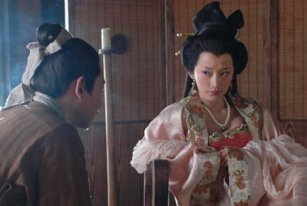 古人常說:“不怕紅杏出牆,就怕野花進房”是何意?其中有何道理 古人常說:“不怕紅杏出牆,就怕野花進房”是何意?其中有何道理