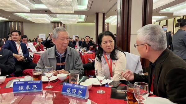 和魏奉思科學院院士拉拉家常，跨年齡的交流，忘年之交更是交情