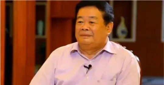 新一代“玻璃大王”誕生？身家是曹德旺數倍，企業營收將超過福耀