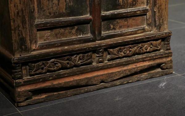 書櫃兩個,經櫃一個 書櫃兩個,經櫃一個