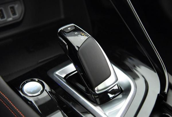 外觀年輕化，內飾大眾化，東風風神AX7馬赫版有點爆款的味道了