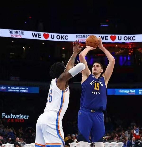 兩大主力全場26正負值！27+11+12大號三雙取勝！快攻打崩對手