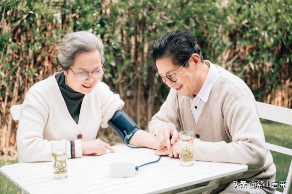 “與60後交談一小時，我差點患了抑鬱症”：人生，早已被安排好