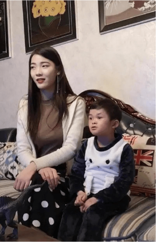 “小馬雲”本就悲慘的人生，卻被資本毀掉的一生，利用完將其拋棄