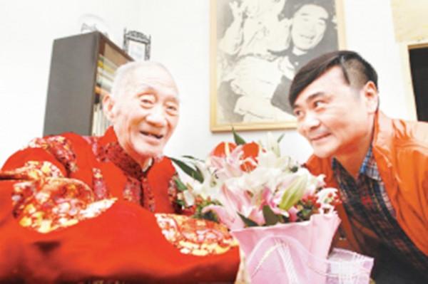 “南猴王”六齡童的葬禮：唐僧送最後一程，上千群眾道別