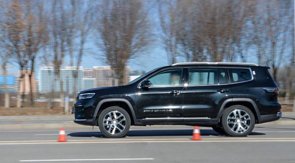 效能強勁有驚喜，清華教授實測Jeep大指揮官動力表現