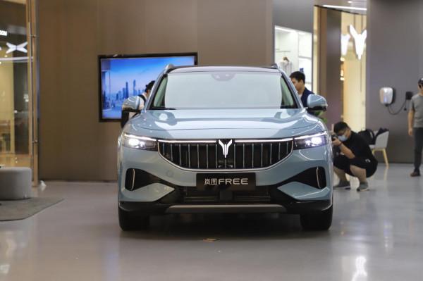 探店嵐圖空間!實拍嵐圖首款SUV嵐圖FREE 探店嵐圖空間!實拍嵐圖首款SUV嵐圖FREE