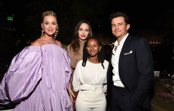 朱莉帶女兒閃耀紅毯!她塗大紅唇真驚豔,16歲非洲養女大額頭搶鏡 朱莉帶女兒閃耀紅毯!她塗大紅唇真驚豔,16歲非洲養女大額頭搶鏡