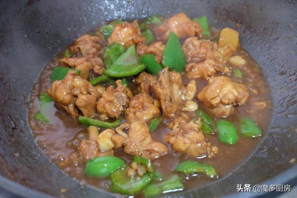 老家村裡人都愛吃雞肉,這做法簡單可口又下飯,鮮嫩入味太好吃了 老家村裡人都愛吃雞肉,這做法簡單可口又下飯,鮮嫩入味太好吃了