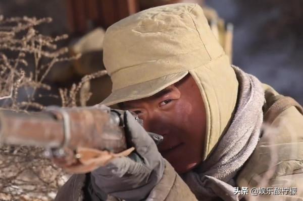 逃檔了,馮小剛終究沒挺住,張藝謀還能堅持多久 逃檔了,馮小剛終究沒挺住,張藝謀還能堅持多久