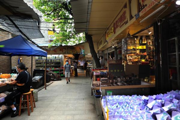 廣州玉器街深藏窄巷中，曾經的市井天堂，玉石價格從5元到幾萬元