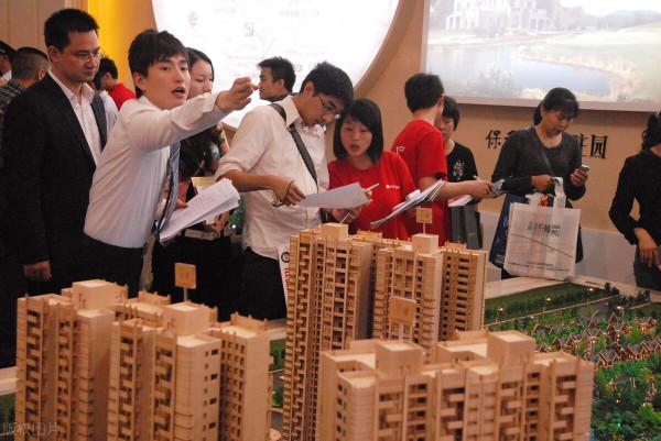 樓市調控收緊，當下如何買房？只有一句話，期房不能碰