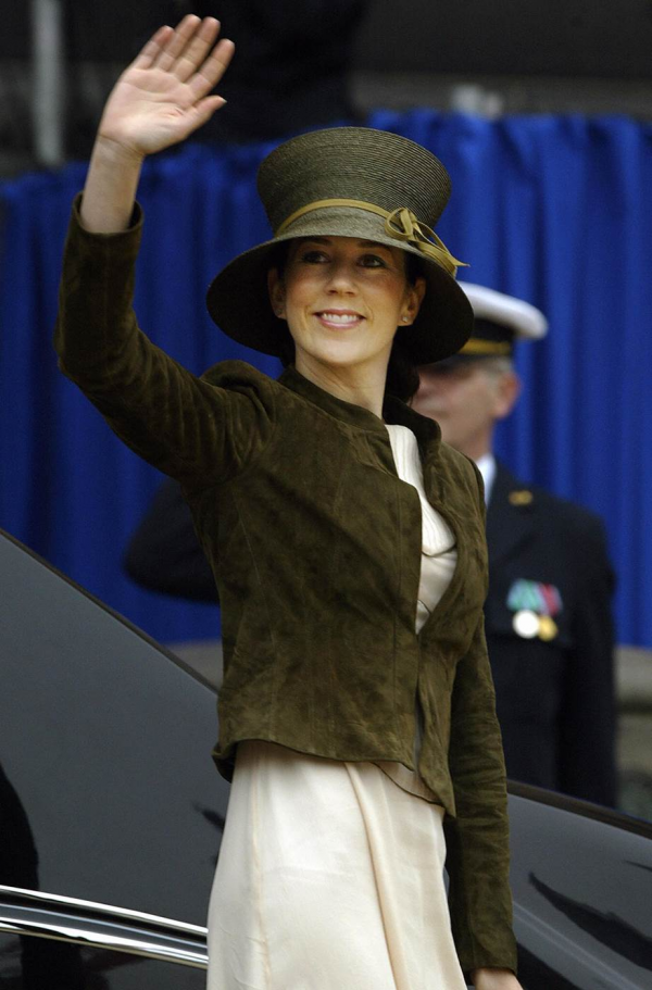 瑪麗王妃令人難以置信的照片風格演變