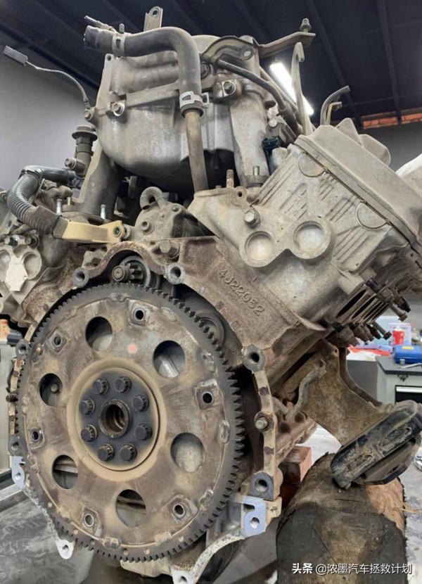 「縱橫四海」老夥計的重生之旅，一起暫別城市的方圓化身曠野的風