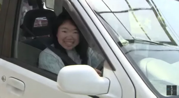 日本女子只有7秒記憶?離不開筆與相機,靠殘疾金活著!寫的筆記堆滿房間 日本女子只有7秒記憶?離不開筆與相機,靠殘疾金活著!寫的筆記堆滿房間