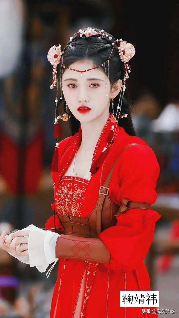 女明星穿上嫁衣誰最美，我認為是白鹿