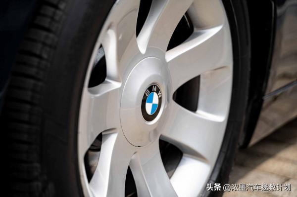 「典藏座駕」整備一臺經典的寶馬E66,於所到之處書寫下闊瀾人生 「典藏座駕」整備一臺經典的寶馬E66,於所到之處書寫下闊瀾人生