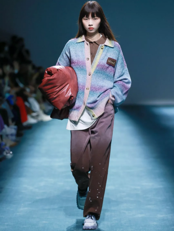 “冪式穿搭”火了！很時髦，誰穿誰好看