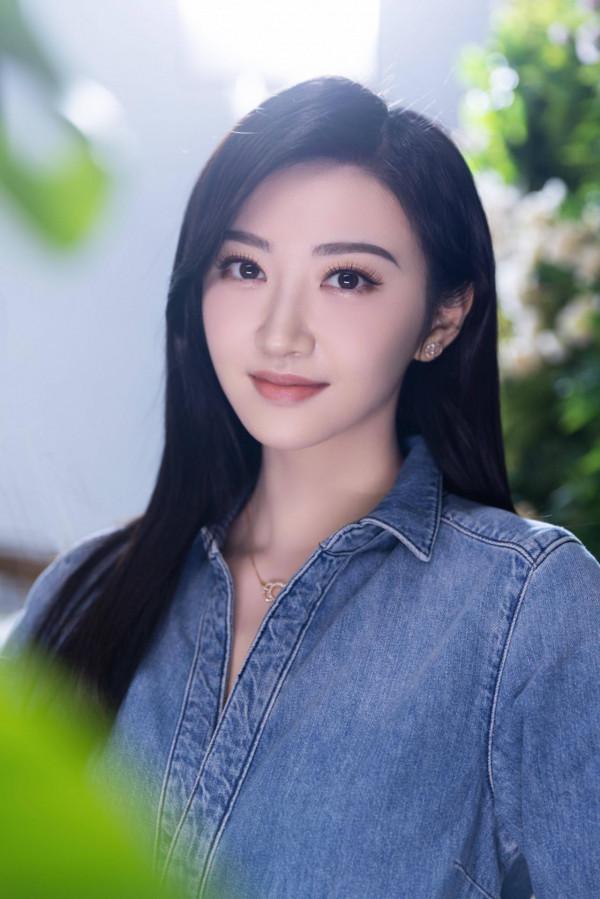 景甜牛仔服高畫質美圖桌布
